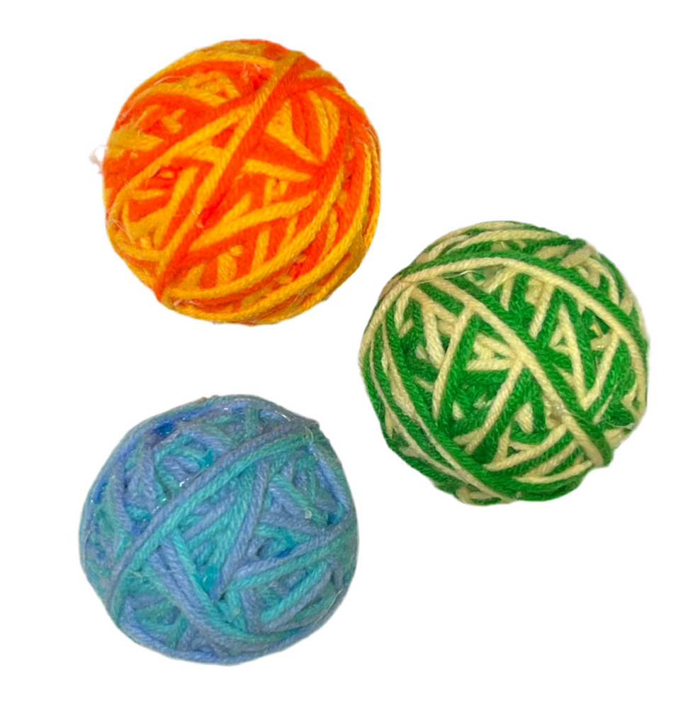 Yarn Ball 4 cm Cat Toy - Misc. Colors - Dog.Dog.Cat.