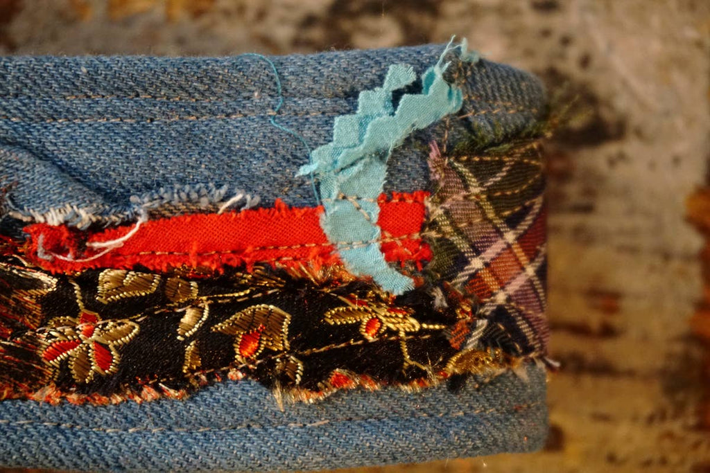 hundsfutter - “Easy” anti-escape dog collar - mixed media jeans - Dog.Dog.Cat.