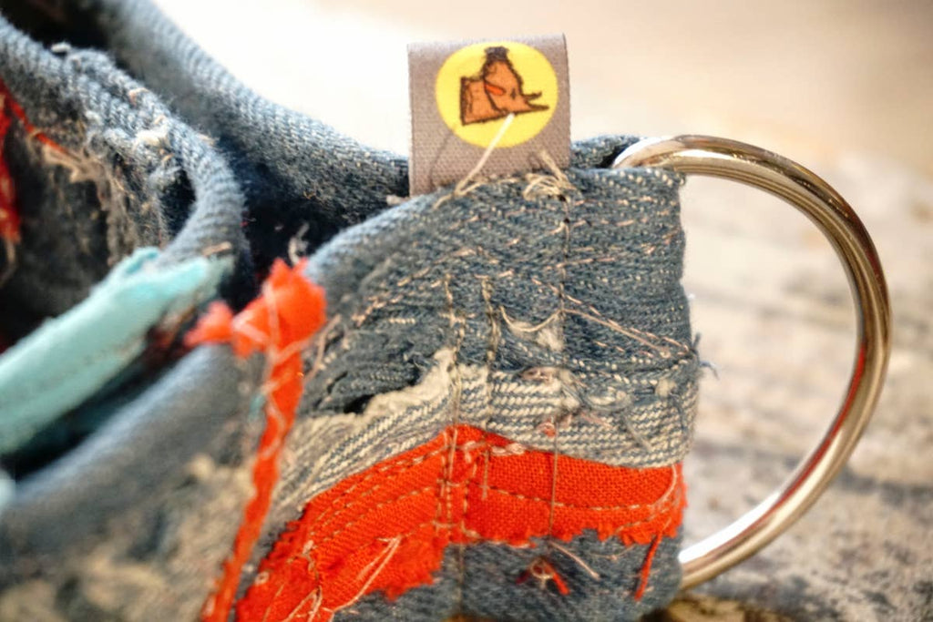hundsfutter - “Easy” anti-escape dog collar - mixed media jeans - Dog.Dog.Cat.
