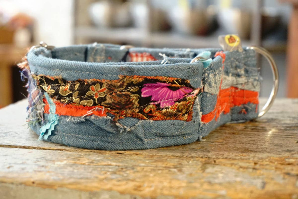 hundsfutter - “Easy” anti-escape dog collar - mixed media jeans - Dog.Dog.Cat.