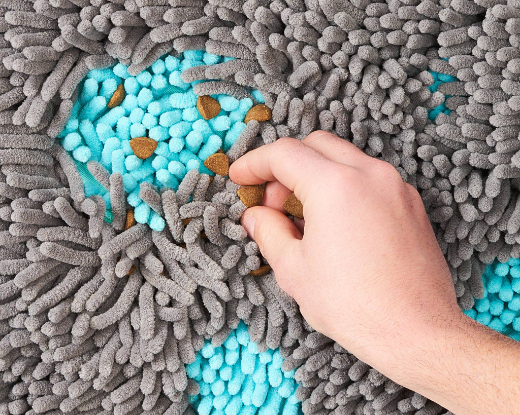 Pet Parents® - Forager® Mat Snuffle Mat for Dogs w/SoftSnout™ - Dog.Dog.Cat.