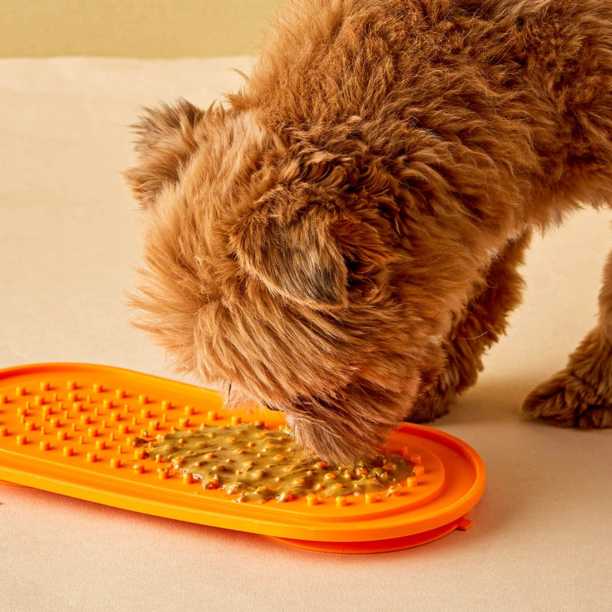 Dog & Cat Lick Pad (with Suction Cups) - Dog.Dog.Cat.