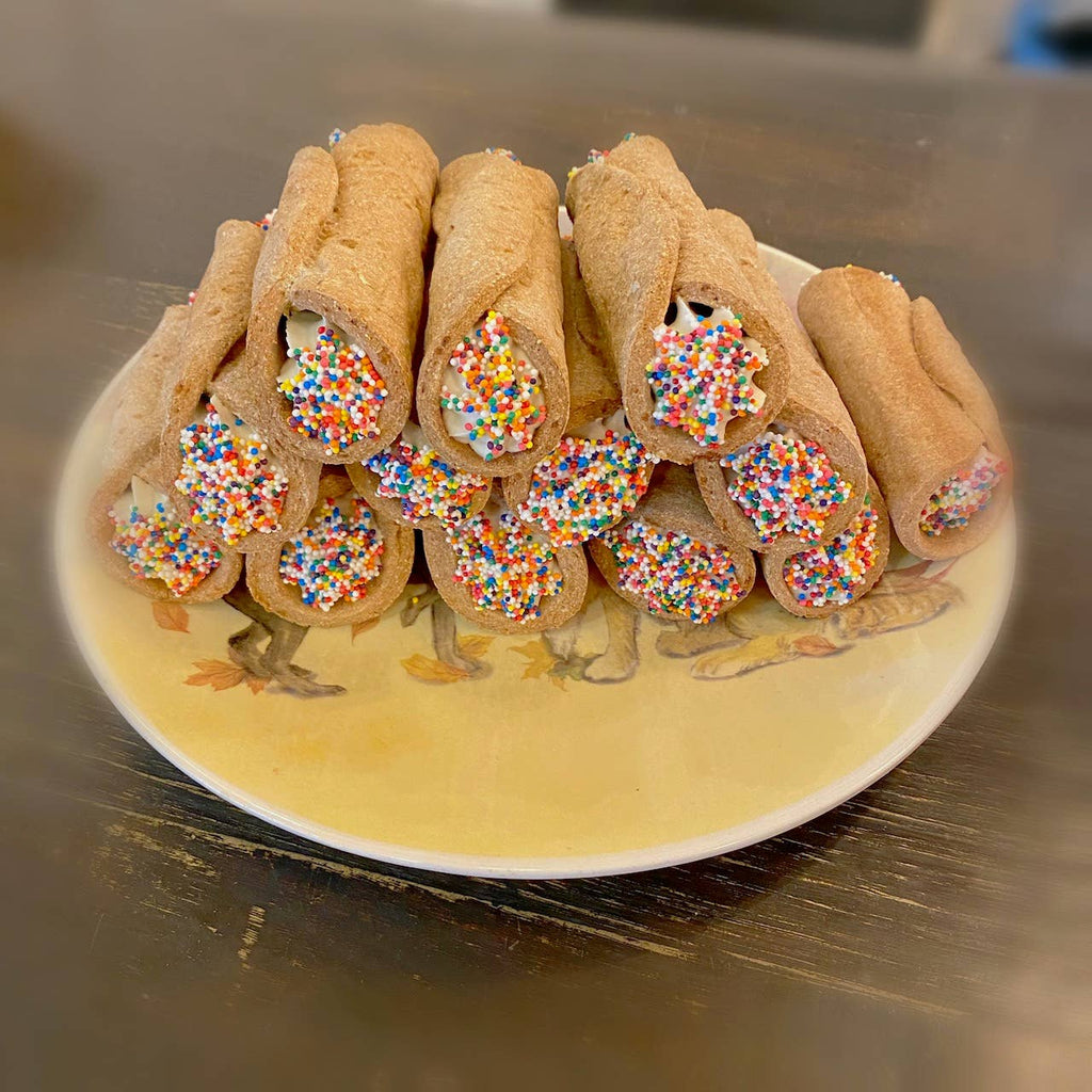 Canine Cannoli - Dog.Dog.Cat.