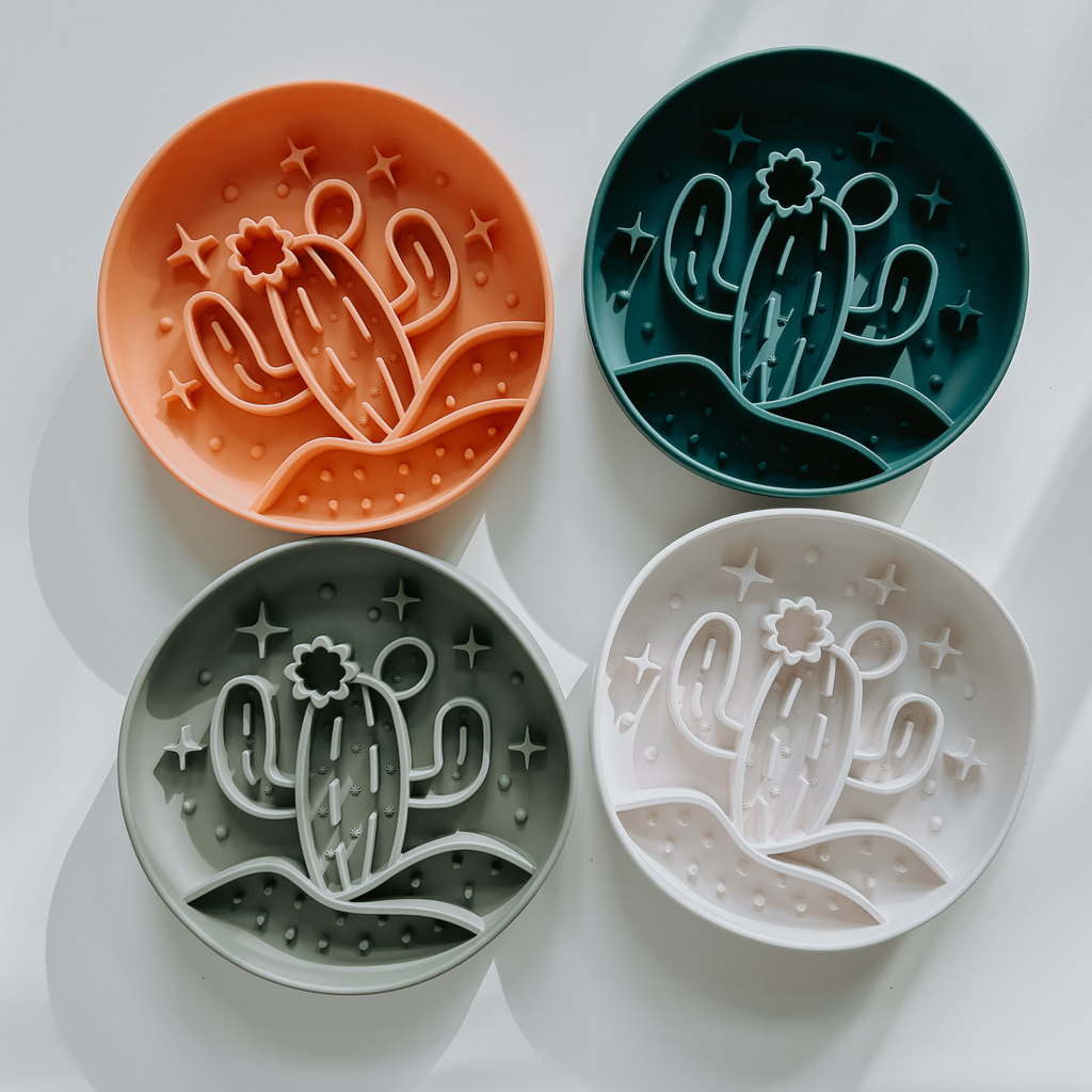 Cactus Slow Feeder Tangerine - Dog.Dog.Cat.