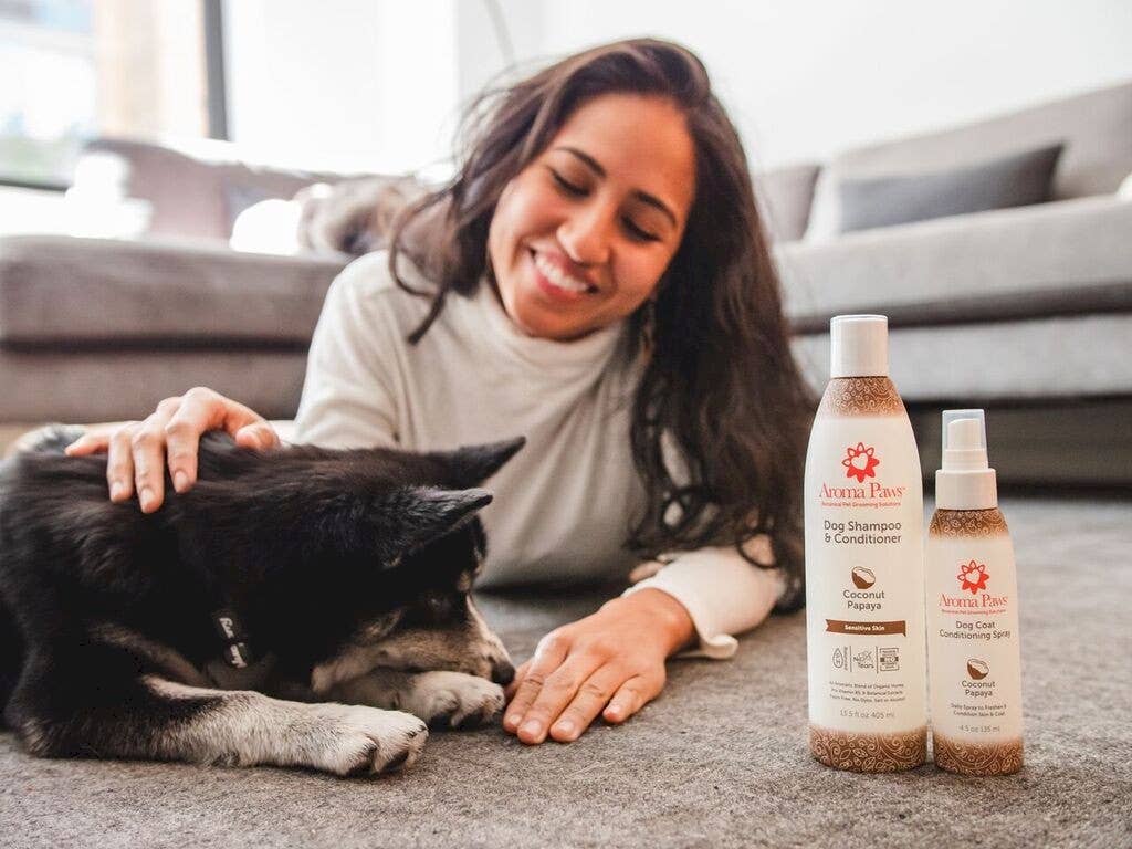 Aroma Paws - 13.5 Oz. Shampoo Coconut Papaya - Dog.Dog.Cat.