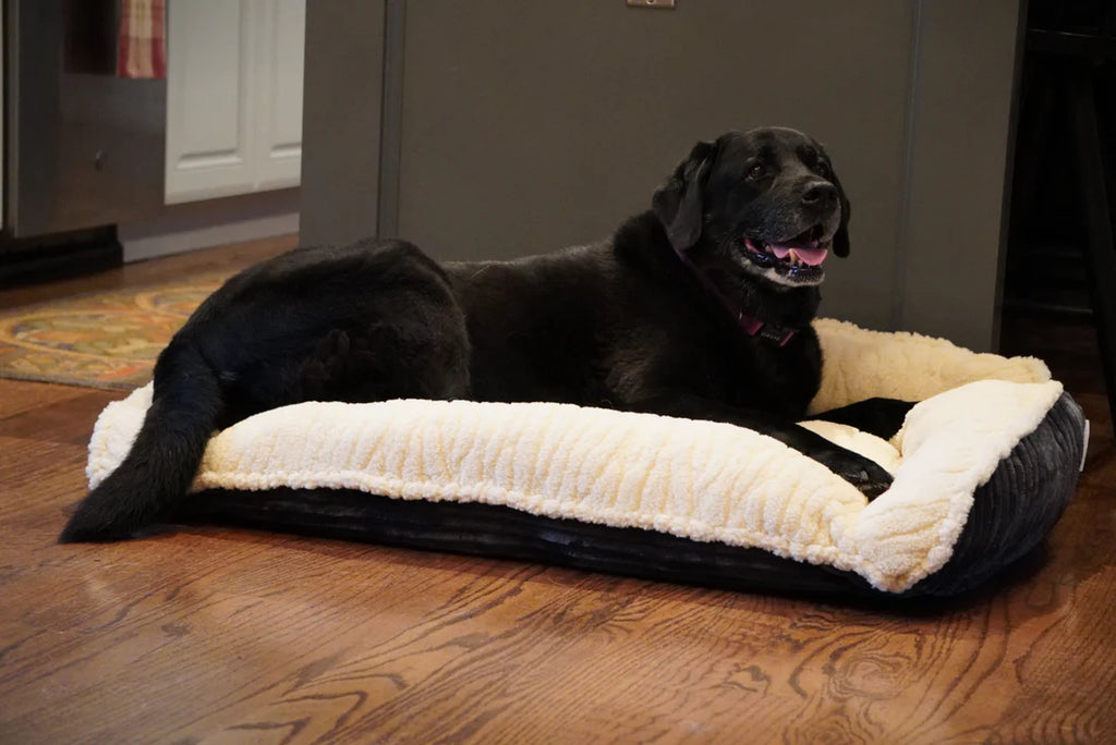 HuggleHounds Deluxe Washable Dog Bed - Dog.Dog.Cat.