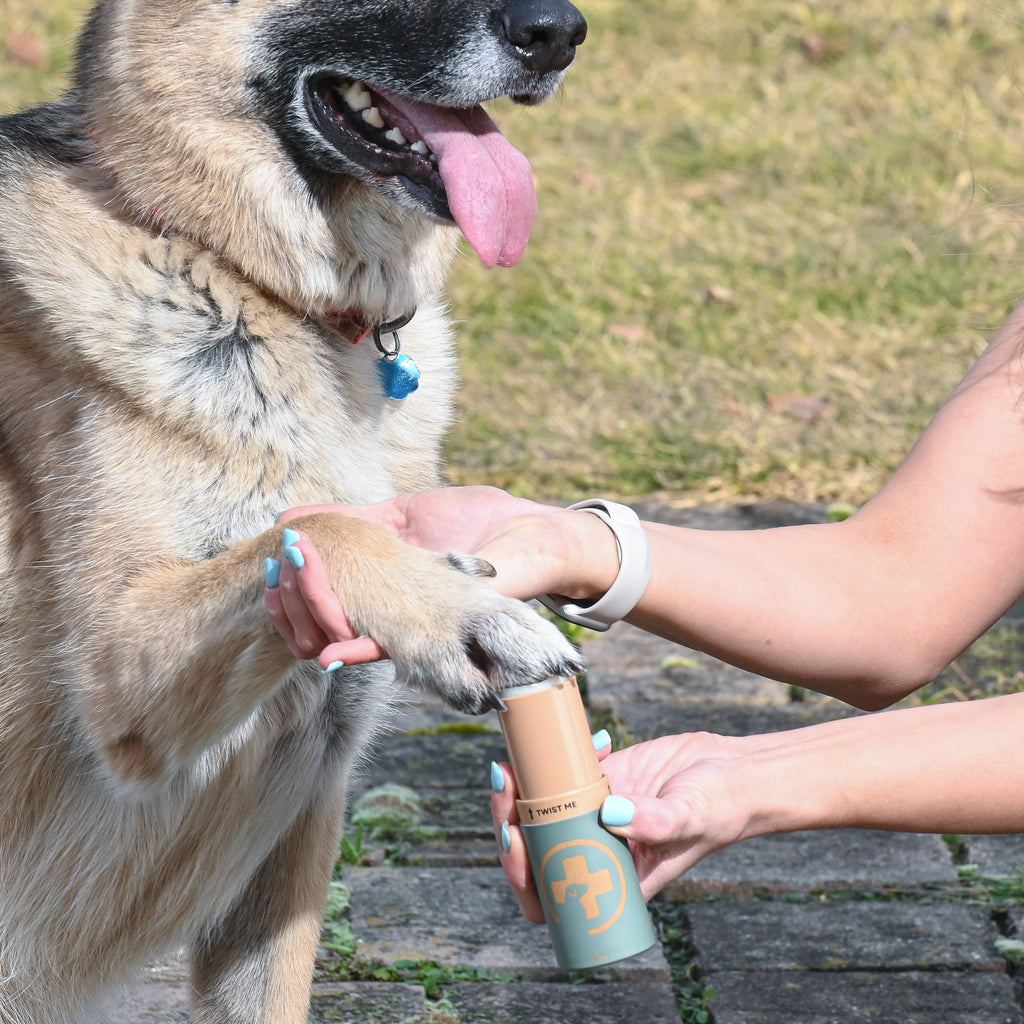 Rhino Wax - Dog Paw Protection - Trail Wax 2oz - Dog.Dog.Cat.