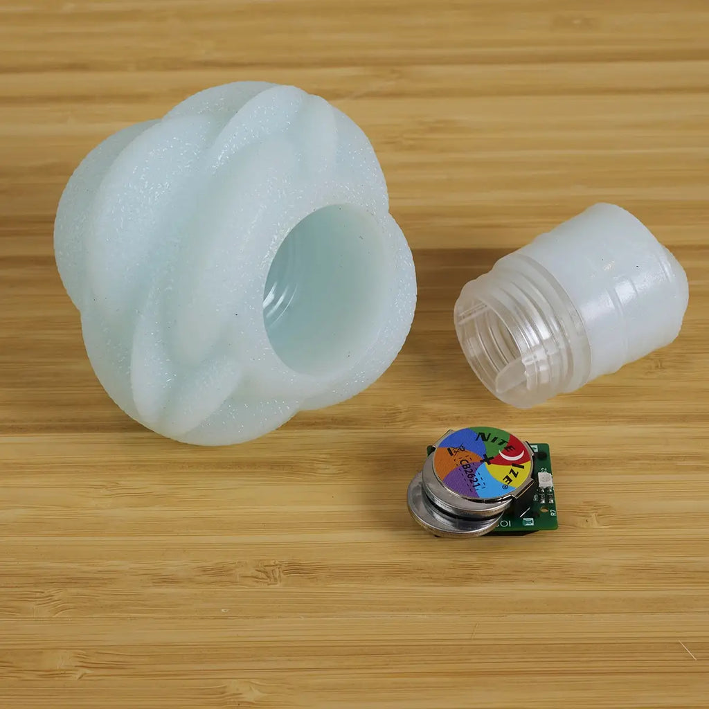 Nite Ize GlowStreak® Wild™ LED Ball - Disc-O - Dog.Dog.Cat.