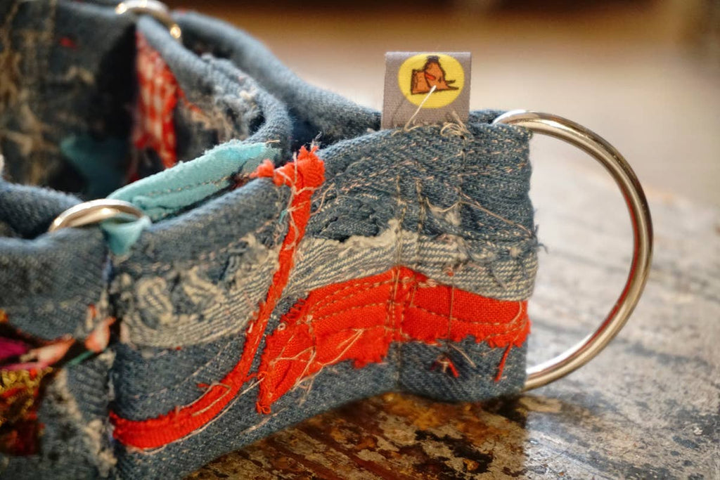 hundsfutter - “Easy” anti-escape dog collar - mixed media jeans - Dog.Dog.Cat.