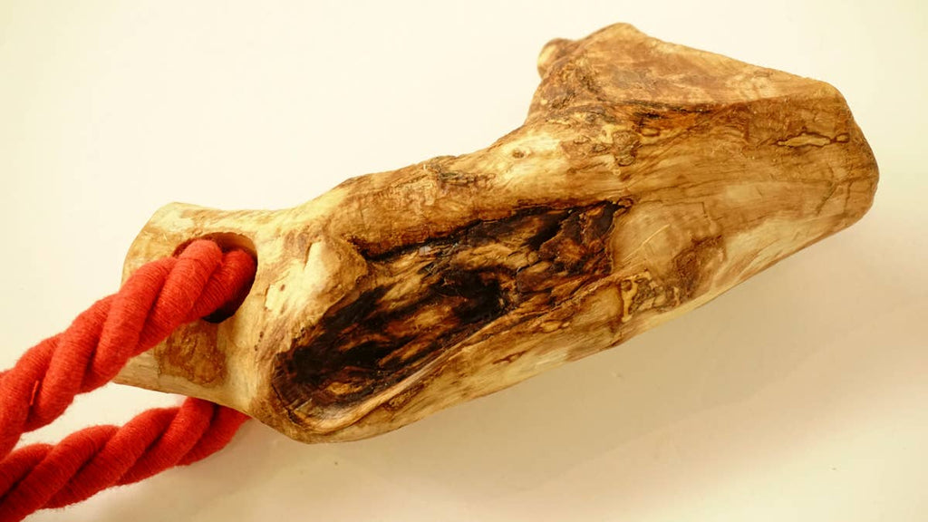 hundsfutter - Olive wood teether with cotton cord - Dog.Dog.Cat.