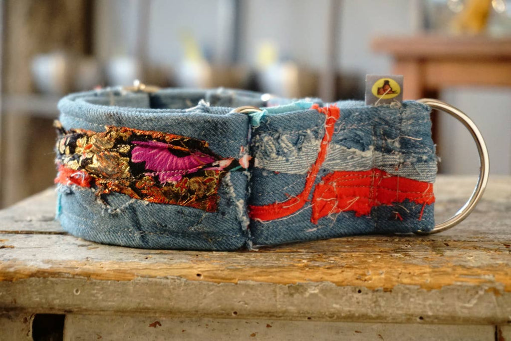 hundsfutter - “Easy” anti-escape dog collar - mixed media jeans - Dog.Dog.Cat.